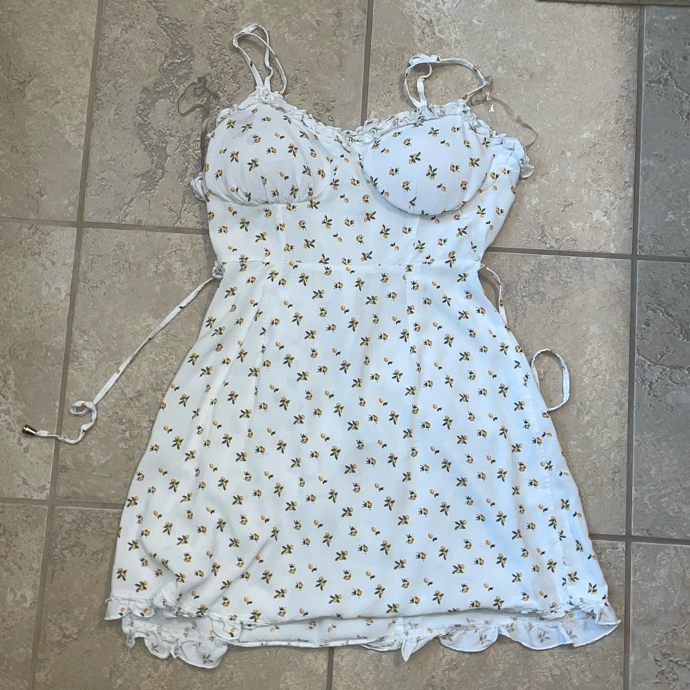 white padded lemon dress